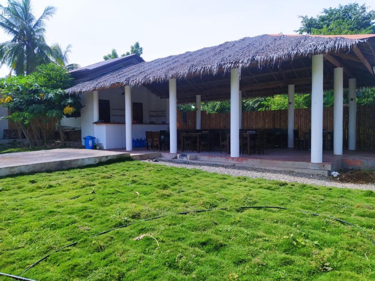 Funny Jellyfish Resort Moalboal Bagian luar foto