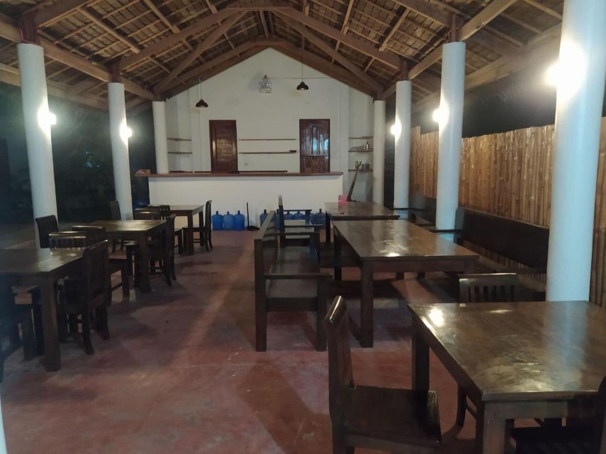 Funny Jellyfish Resort Moalboal Bagian luar foto