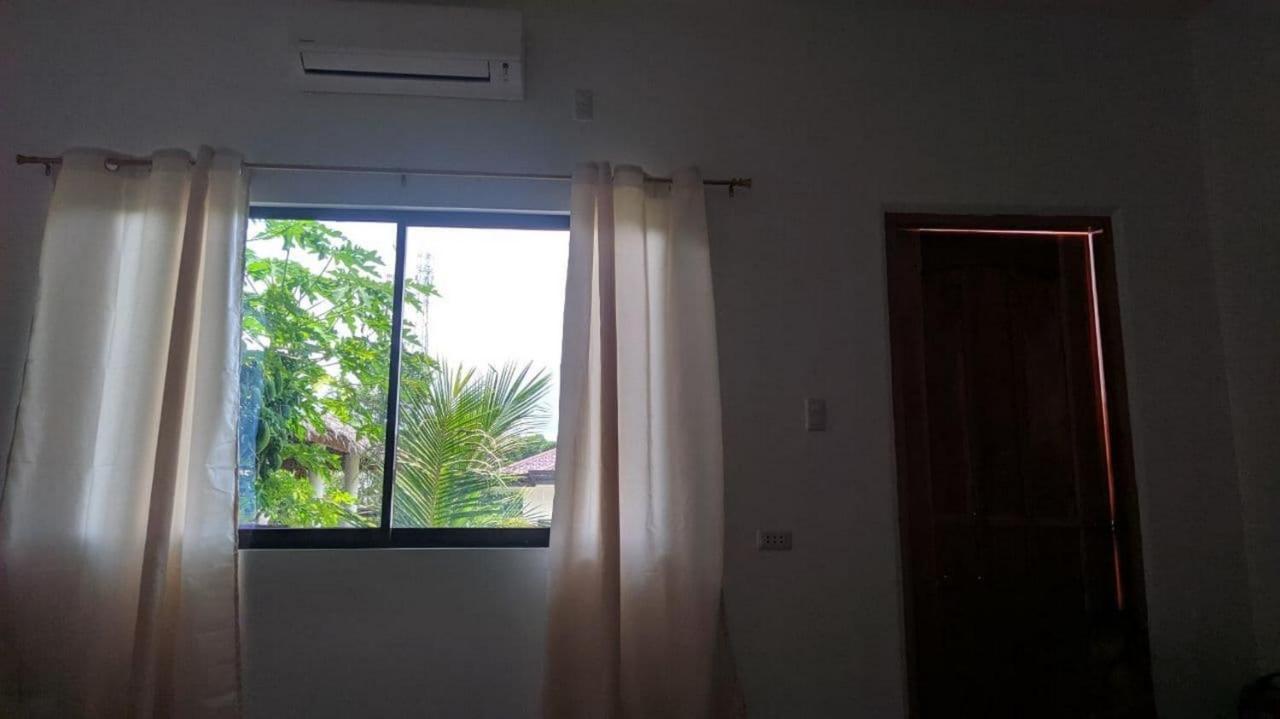 Funny Jellyfish Resort Moalboal Bagian luar foto